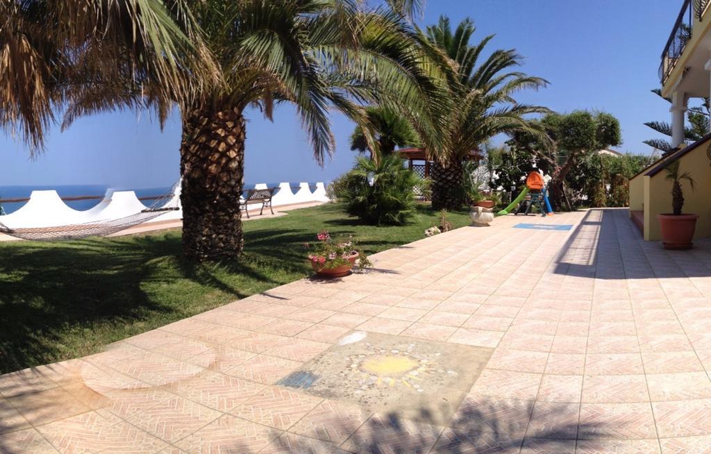 Residenza Stefanelli Lägenhet Capo Vaticano Rum bild